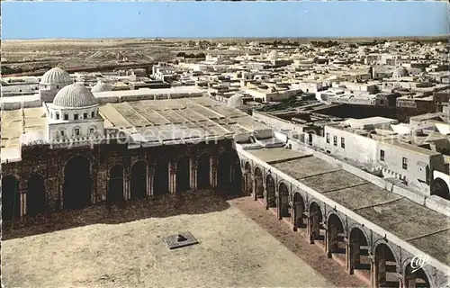 Kairouan Qairawan Cour de la Grande Mosquee / Tunesien /