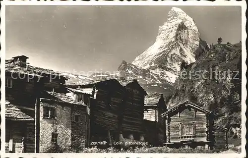 Zermatt VS alte Holzhaeuser mit Matterhorn Kat. Zermatt