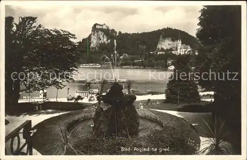 Bled Pogled na grad Springbrunnen