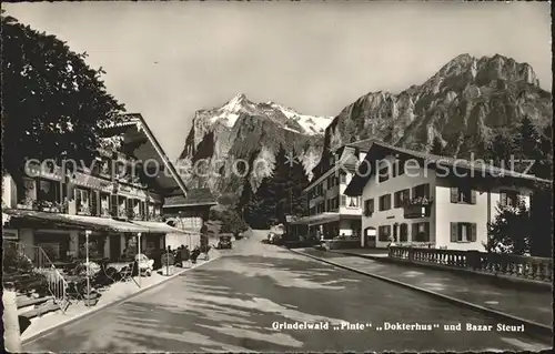 Grindelwald Pinte Dokterhaus und Bazar Steuri mit Wetterhorn Mattenberg Kat. Grindelwald