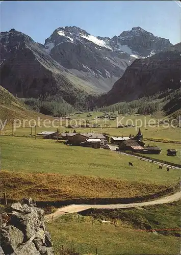 Sertig Doerfli mit Mittagshorn Plattenflue und Hoch Ducan Kat. Sertigpass