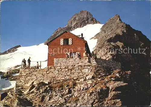 Dossenhuette mit Dossenhorn Kat. Dossen