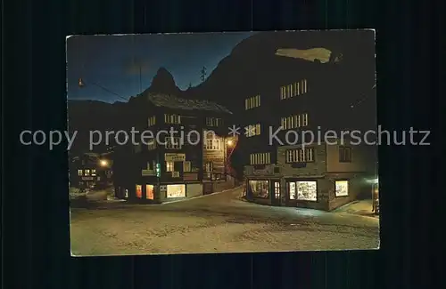 Zermatt VS Dorfpartie bei Nacht mit Matterhorn Kat. Zermatt