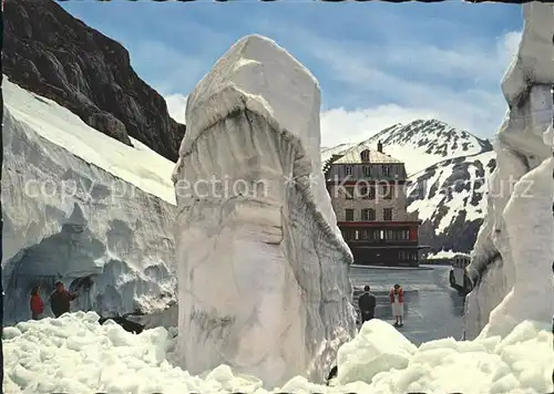 Furkapass Hotel Belvedere im Vorsommer / Furka /Rg. Gletsch