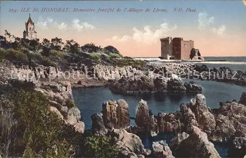 Ile Saint Honorat Alpes Maritimes Monastere fortifie de l Abbaye de Lerins Kat. Cannes