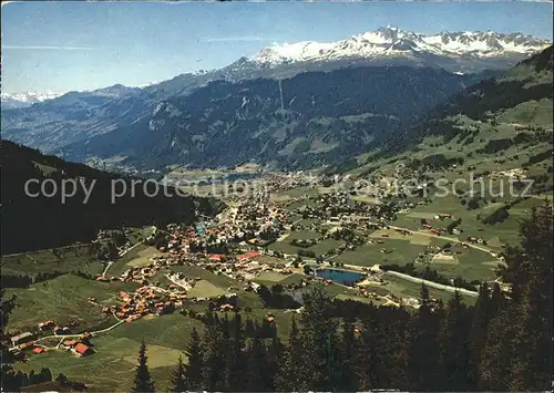 Klosters GR Totalansicht mit Madrisa Kat. Klosters