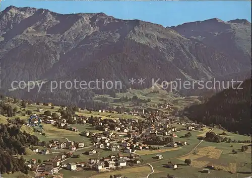 Klosters GR mit Gatschieferspitz und H?reli Kat. Klosters