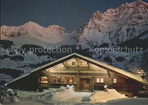 Adelboden Alte Taverne bei Nacht mit Bonderspitz und Lohner Kat. Adelboden