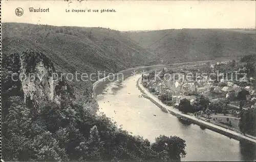 Waulsort Le drapeau et vue generale Kat. 