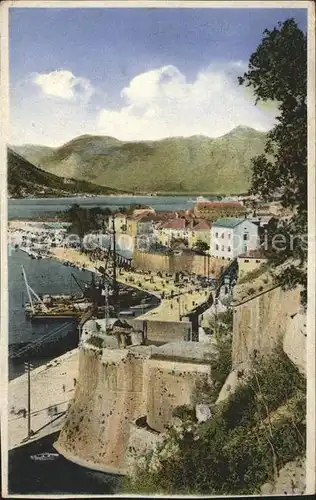 Kotor Montenegro Suedseite Hafen / Montenegro /