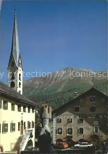 Zuoz GR Dorfplatz mit Brunnen und Kirche Kat. Zuoz