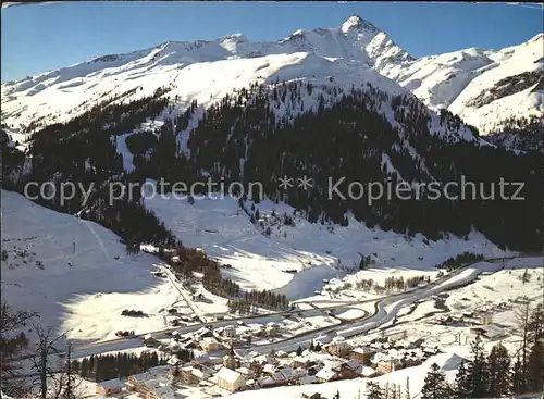 Spluegen GR mit San Bernadino Strasse Skigebiet und Tambohorn Kat. Spluegen