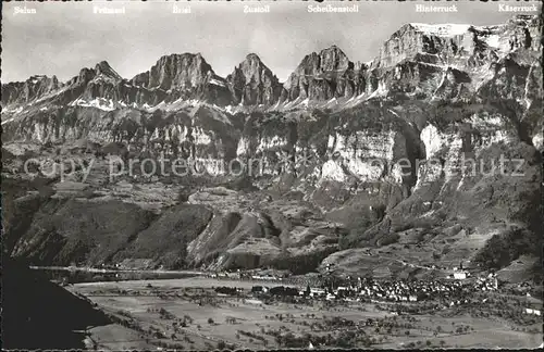 Wallenstadt mit Wallensee und Churfirsten / Walenstadt /Bz. Sarganserland