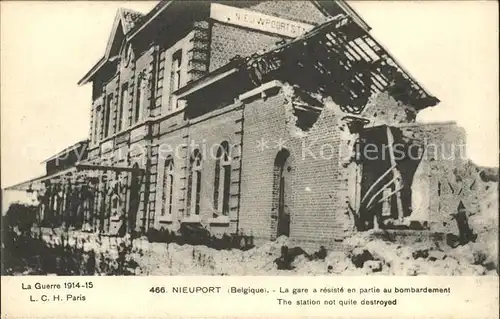 Nieuport-Bains The station not quite desrtoyed La Guerre /  /