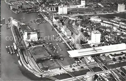 Basel BS Fliegeraufnahme Kleinhueninger Rheinhafen Kat. Basel