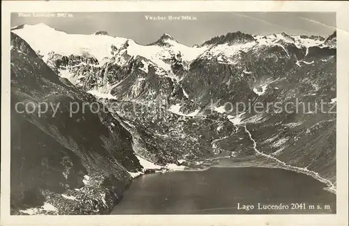 Lago di Lucendro mit Alpen