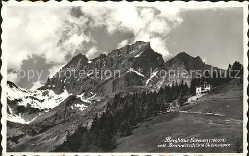 Brunni Engelberg Berghaus Surenen mit Brunnistock und Surenenpass /  /Rg. Engelberg