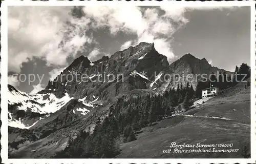 Brunni Engelberg Berghaus Surenen mit Brunnistock und Surenenpass /  /Rg. Engelberg