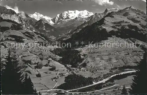 Bluemlisalp BE und Gspaltenhorn mit Kien und Gehrihorn im Kiental / Kandersteg /Bz. Frutigen