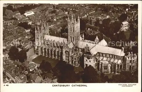 Foto PAN AERO Pictures Nr. A 45 Cantebury Cathedral Fliegeraufnahme Kat. Canterbury UK