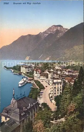 Brunnen Vierwaldstaettersee SZ mit Rigi Hohfluh