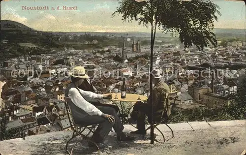 Neustadt Haardt Blick auf die Stadt Gasthaus Terrasse Wein Kat. Neustadt an der Weinstr.