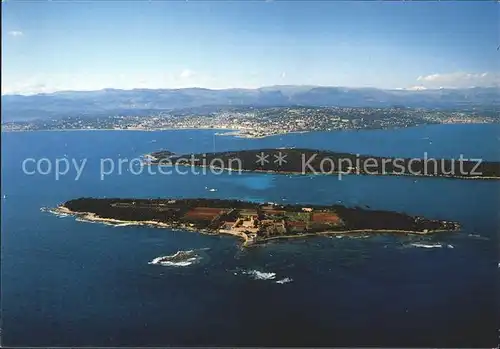 Ile Saint Honorat Alpes Maritimes Abbaye de Notre Dame de Lerins vue aerienne Kloster Kat. Cannes