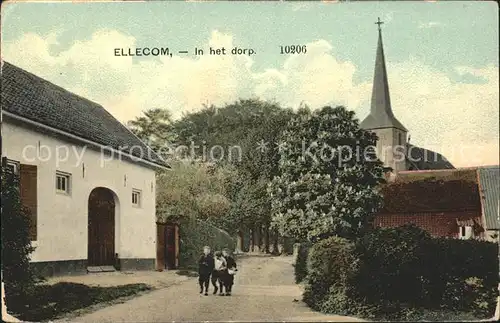 Ellecom dorp Kinder / Niederlande /