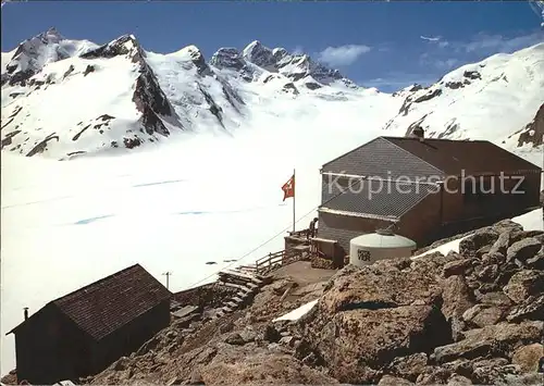 Konkordiahuette Gletscherhorn Kranzberg Rottalhorn Jungfrau Kat. Grindelwald