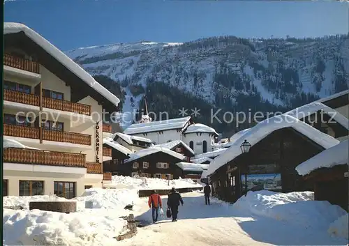 Leukerbad Dorfstrasse mit Volksheilbad Kat. Loeche les Bains