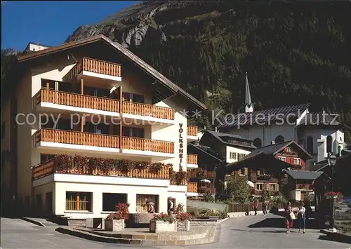 Leukerbad Dorfstrasse mit Volksheilbad Kat. Loeche les Bains