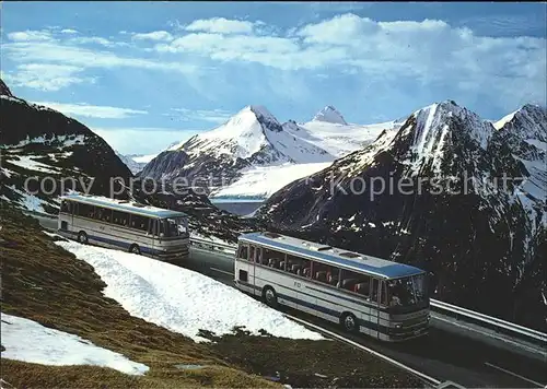 Nufenenpass Liniencars der Furka Oberalp Bahn Airolo Griesgletscher mit Stausee / Nufenen /Rg. Ulrichen