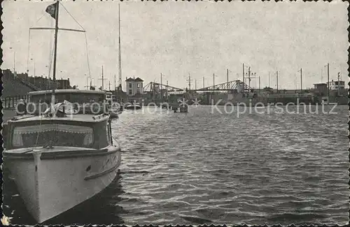 Ijmuiden Binnentoeleidingskanaal voor de Zuidersluis Schiff Kat. Niederlande