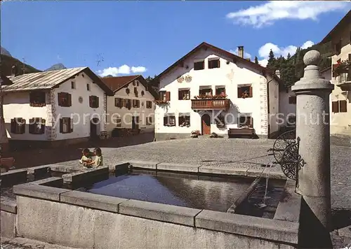 Scuol Tarasp Vulpera Dorfplatz Scuol / Scuol /Bz. Inn