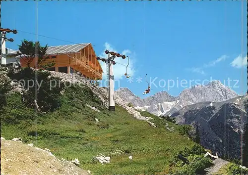 Oberleutasch Rauthhuette Mundelift Oberreintaler Schrofen Scharnitzspitz Dreitorspitze Sommerpanorama Kat. Leutasch Tirol