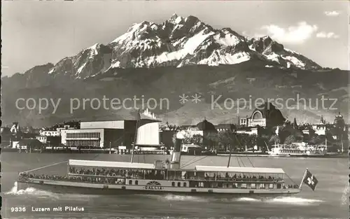 Luzern LU mit Pilatus Faehrschiff