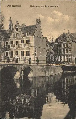 Amsterdam Niederlande Huis drie grachten Kat. Amsterdam