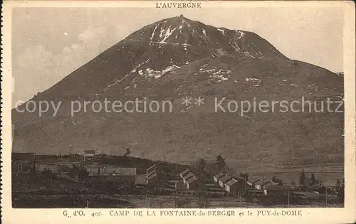 La Fontaine du Berger Camp et le Puy de Dome