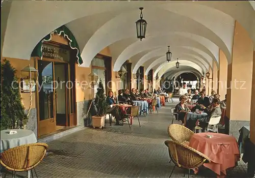 Bellagio Lago di Como Arcades