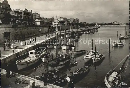 Royan Charente Maritime Le Port Bateaux Kat. Poitiers Charentes