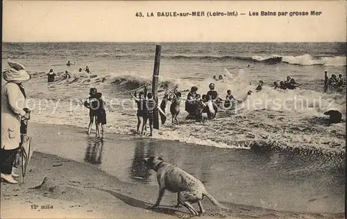 La Baule sur Mer Les Bains par grosse Mer Chien Kat. La Baule Escoublac