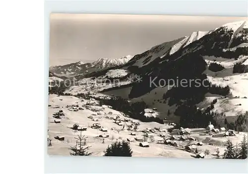 Riezlern Kleinwalsertal Vorarlberg mit Kanzelwandbahn und Allgaeuer Hochgebirge Kat. Mittelberg