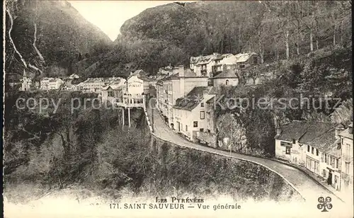 Saint Sauveur Hautes Pyrenees Vue generale Kat. Luz Saint Sauveur Hautes Pyrenees