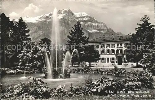 Glarus GL Hotel Glarnerhof mit Volksgarten Fontaene Wiggis Kat. Glarus