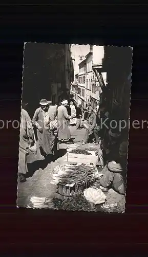 Alger Algerien La Casbah Marchand de Legumes / Algier Algerien /