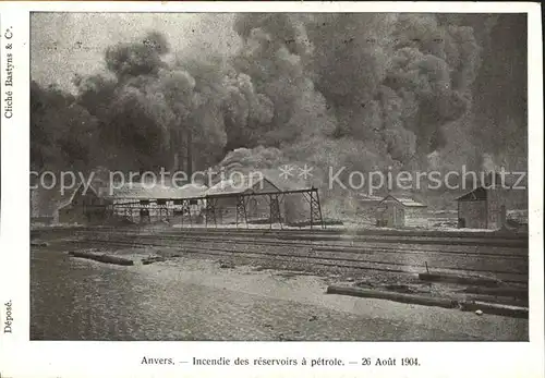Anvers Antwerpen Incendie des rÃ©servoirs Ã¡ pÃ©trole /  /