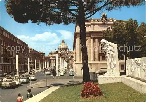 Roma Rom Via della Conciliazione Basilica di San Pietro Monumento a Santa Catarina da Siena Dom Denkmal Kat. 