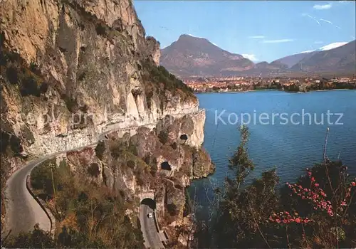 Riva del Garda Gardesana occidentale e vista su Riva westliche Garda Strasse Blick Riva Kat. 