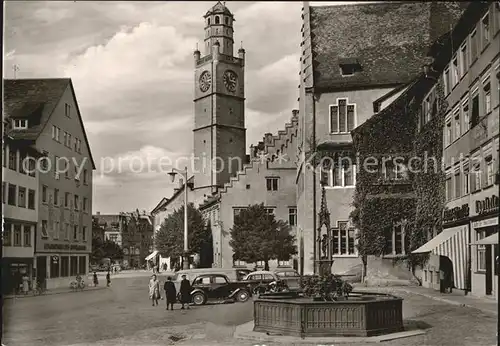 Ravensburg Wuerttemberg Rathaus mit Blaeserturm und Brunnen Kat. Ravensburg