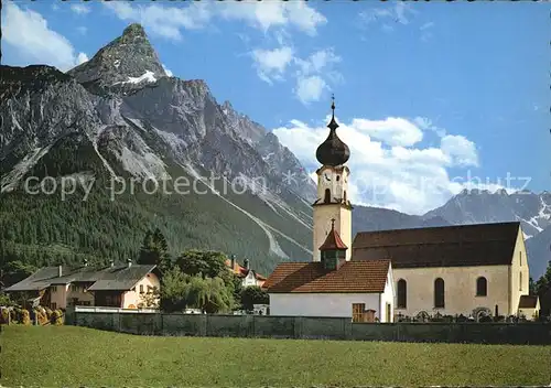 Ehrwald Tirol Sonnenspitzemit Kirche / Ehrwald /